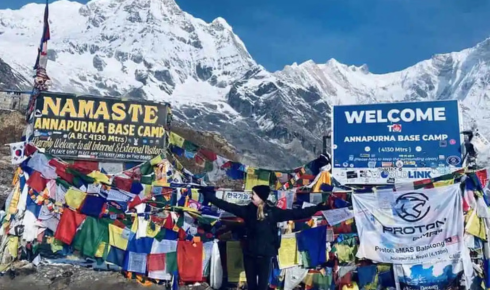 Trek to Annapurna Base Camp